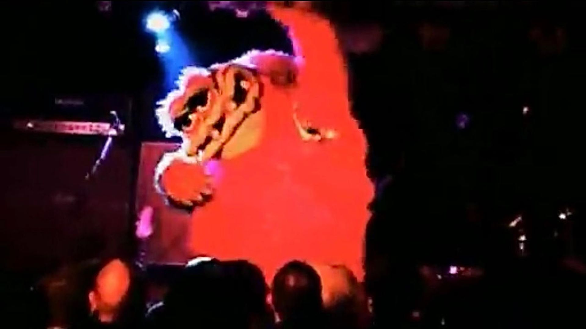 Dinosaur Jr.: Live in the Middle East background