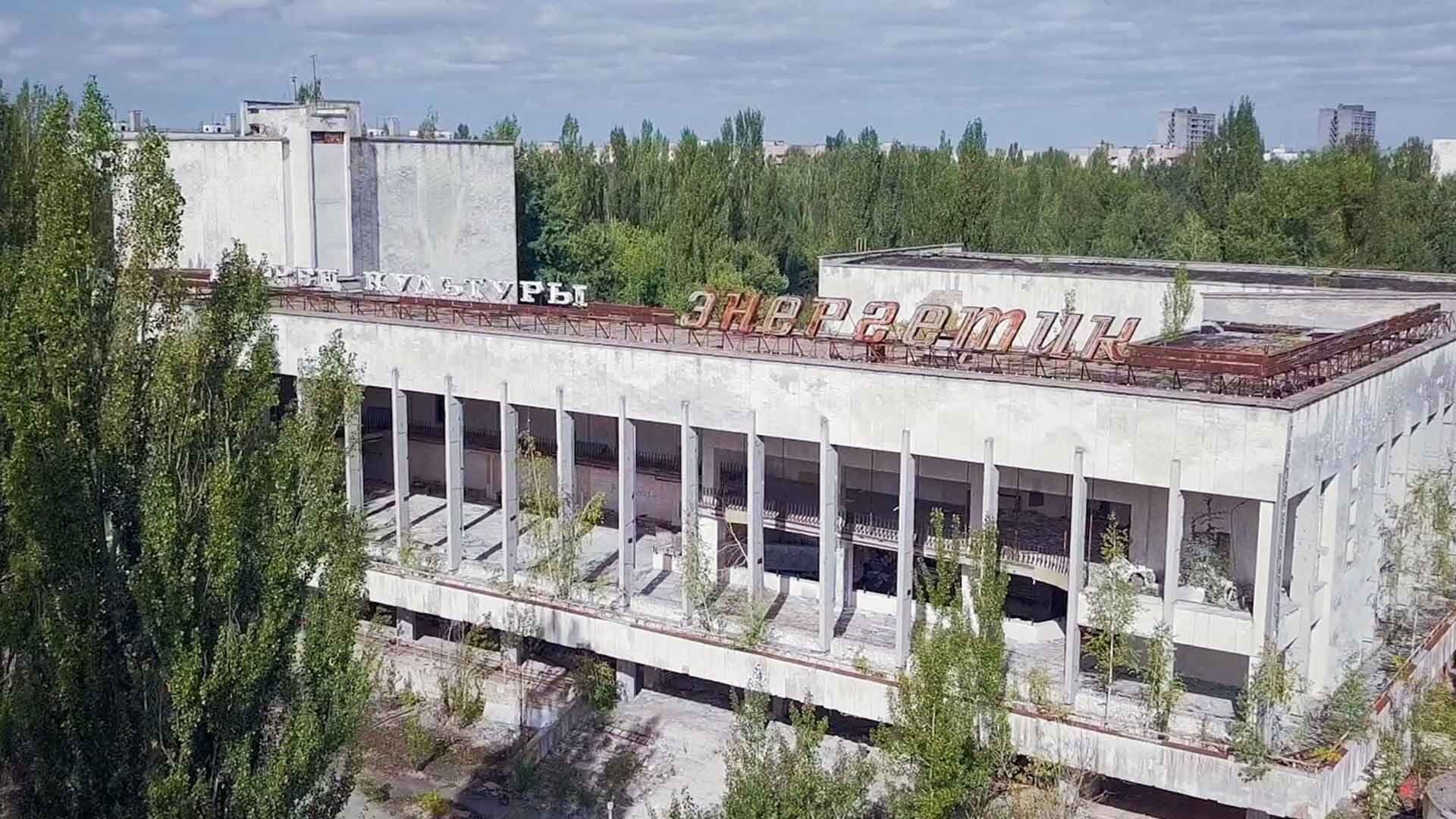 Stalking Chernobyl: Exploration After Apocalypse background