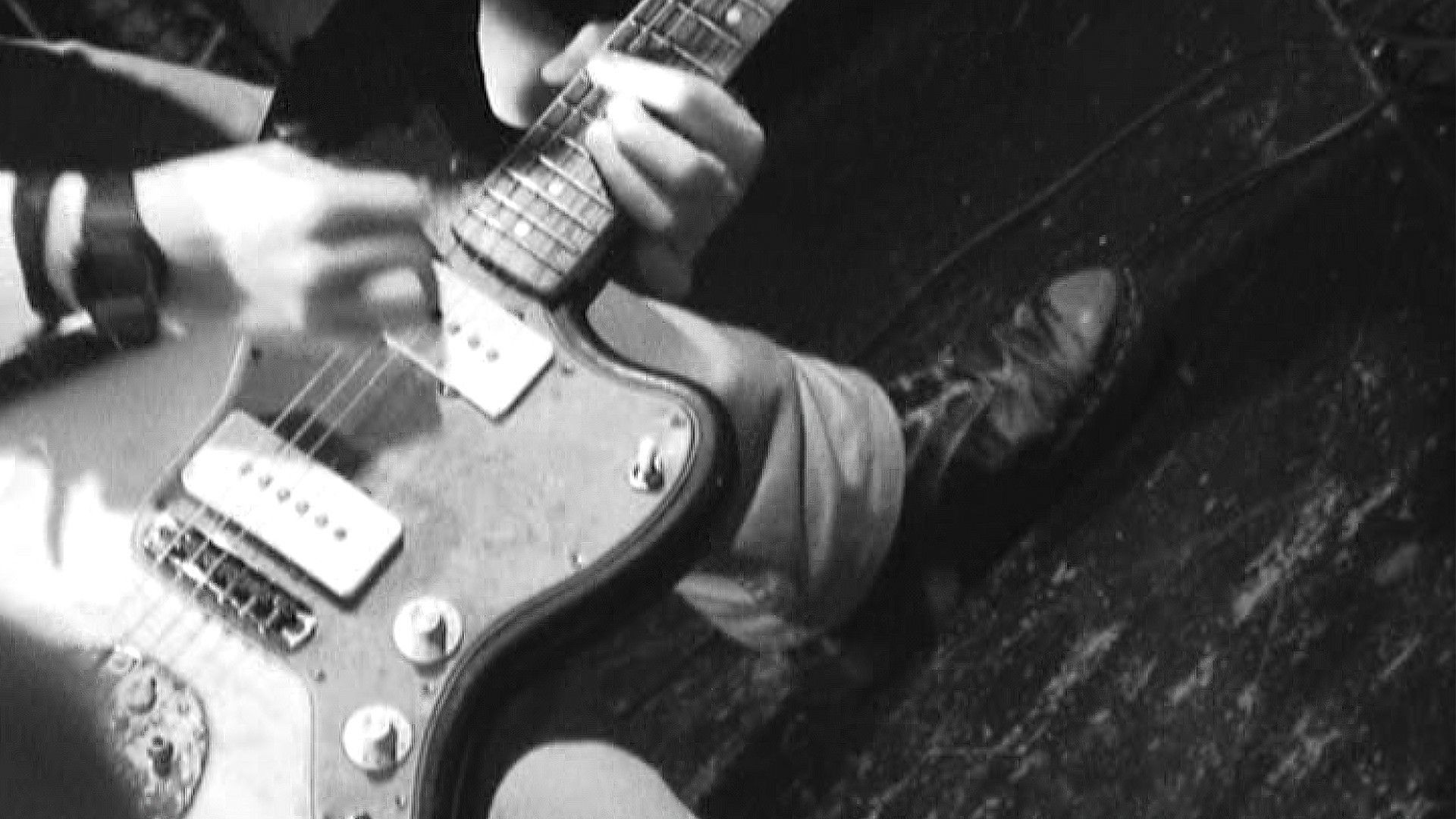 Mono: The Sky Remains the Same as Ever background