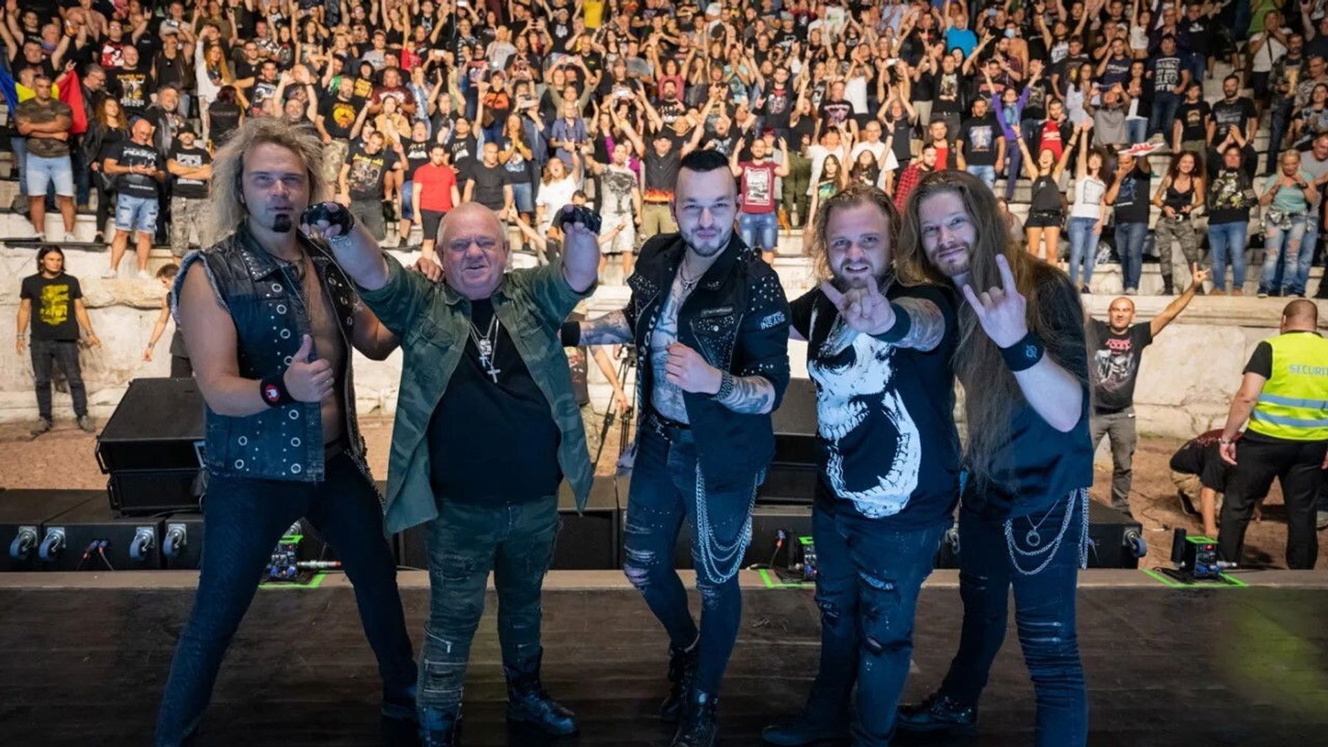 U.D.O.: Live in Bulgaria 2020 - Pandemic Survival Show background