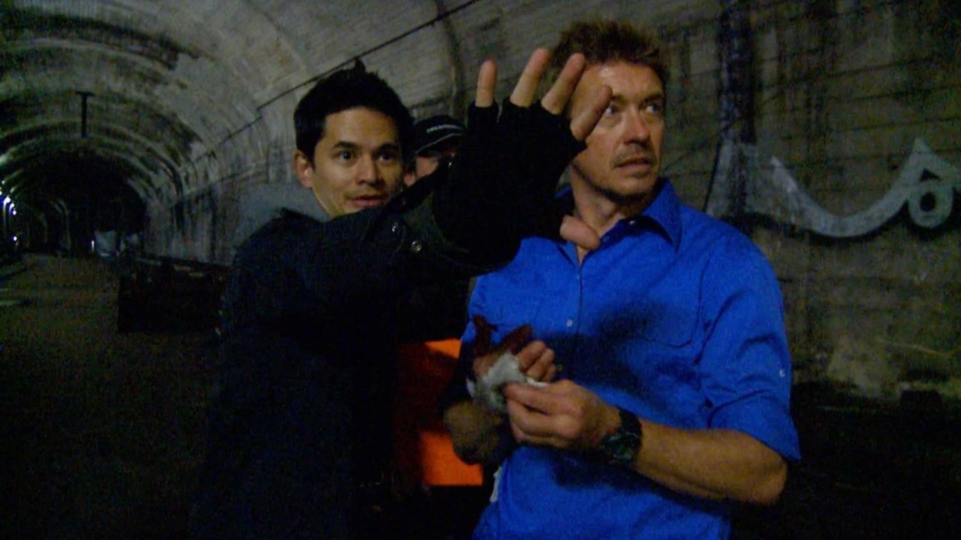 The Tunnel: The Other Side of Darkness background