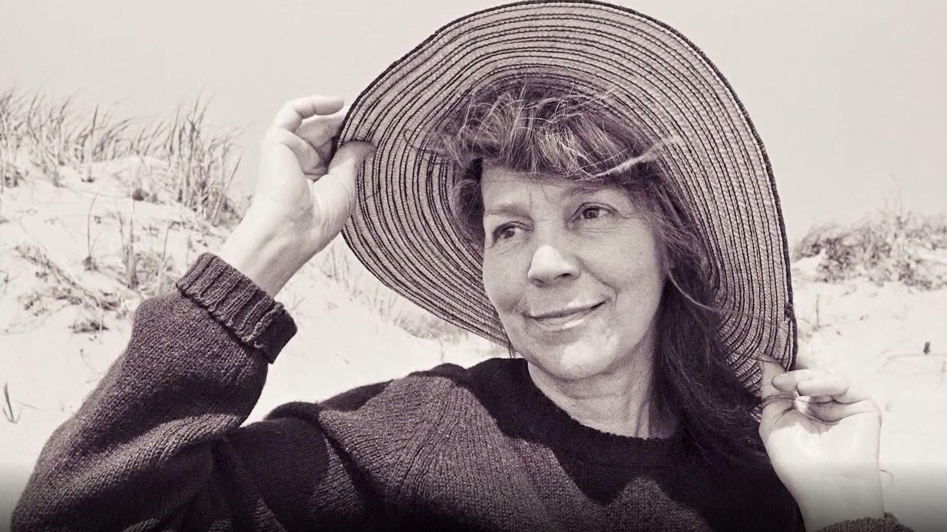 Ruth Stone's Vast Library of the Female Mind background