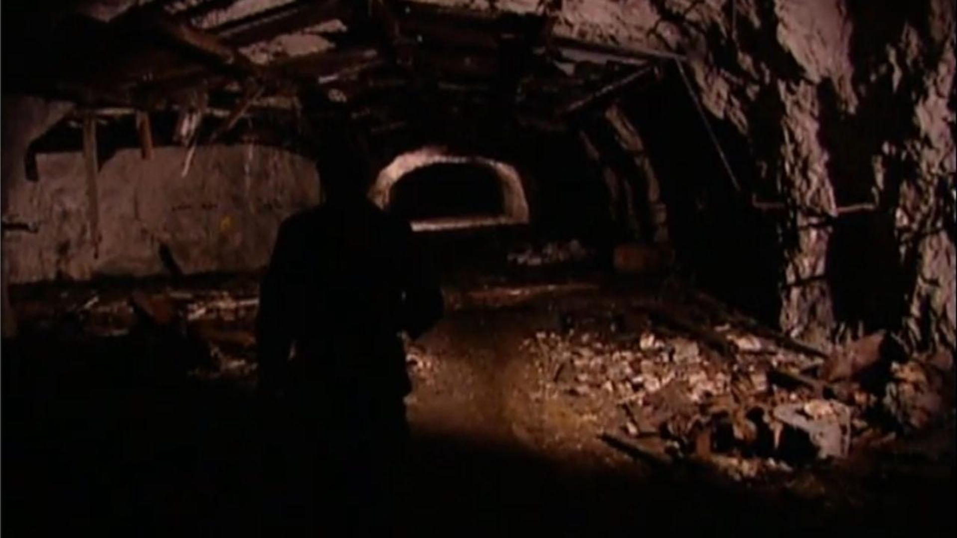 Das unterirdische Reich. Die geheimen Welten der Nazis background