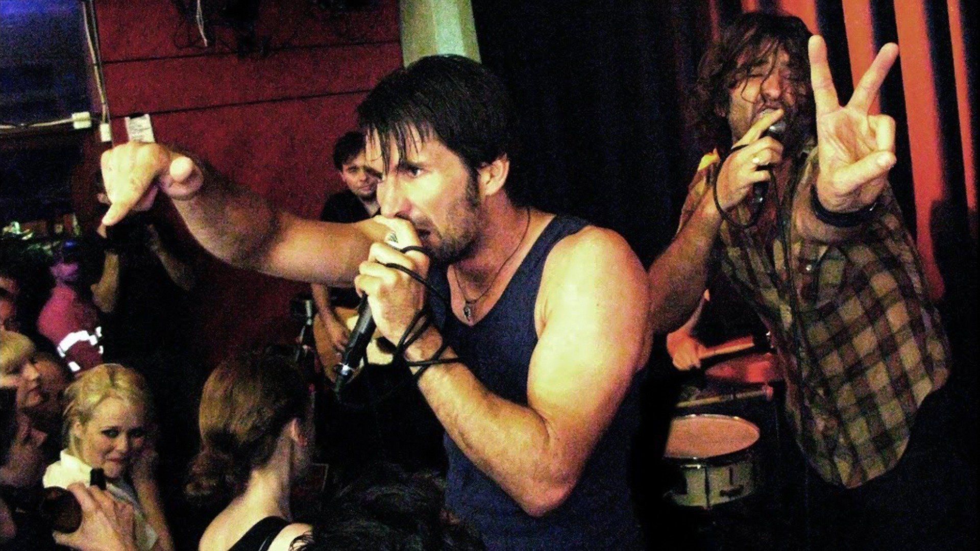 6ft Hick: Notes from the Underground background