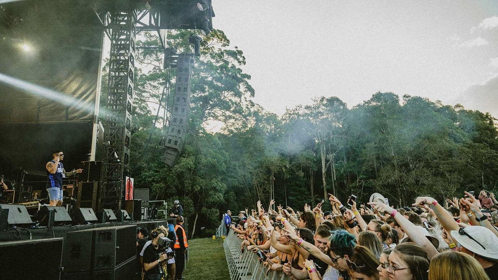 6 Festivals background