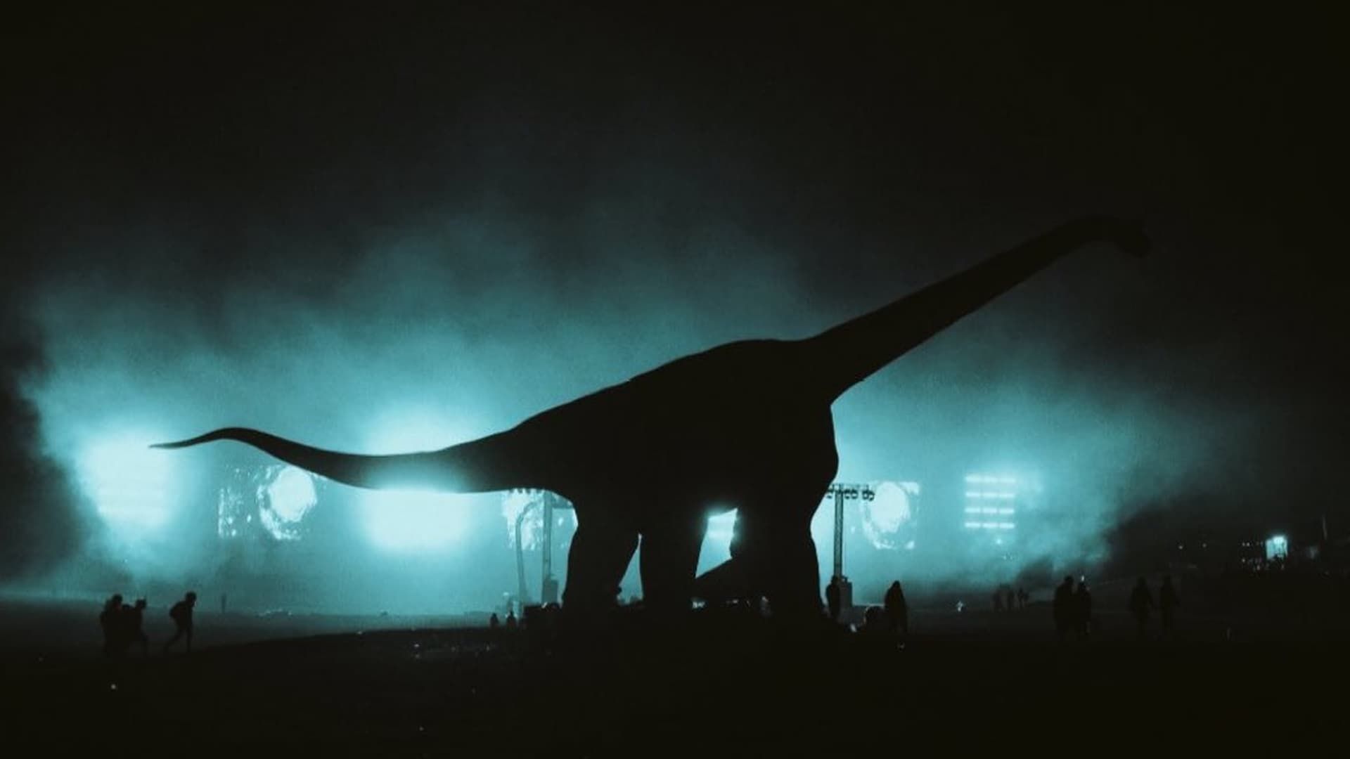 Flowervale Street background