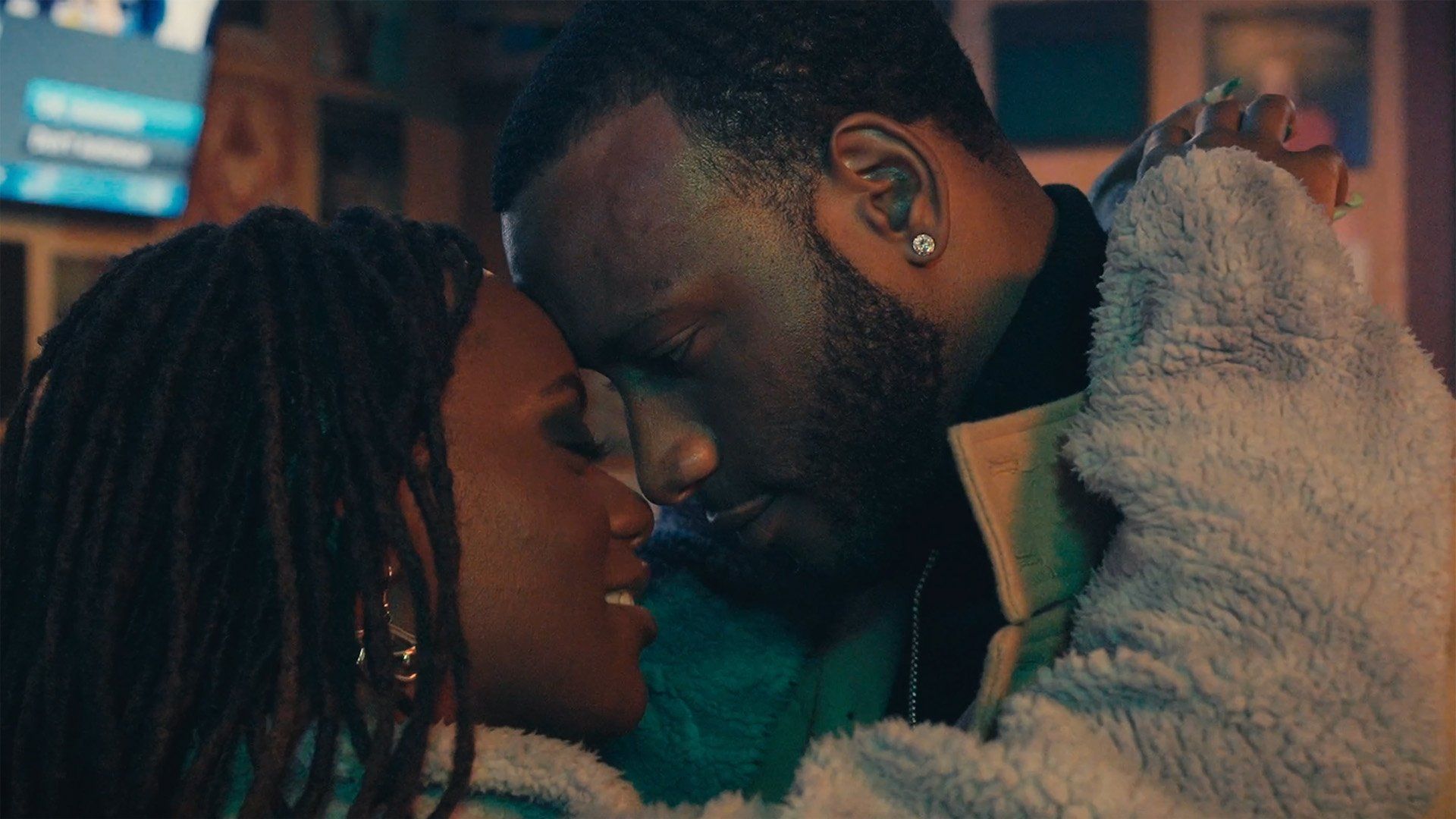 The Moon is in Aquarius background