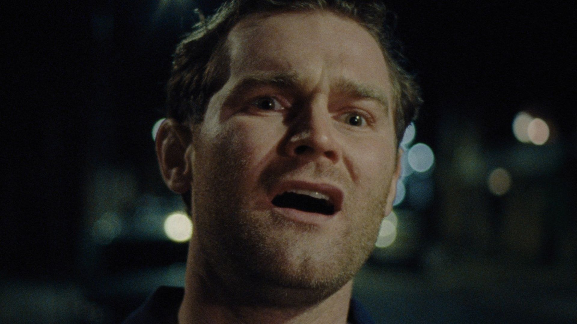 Craggy Confidant background