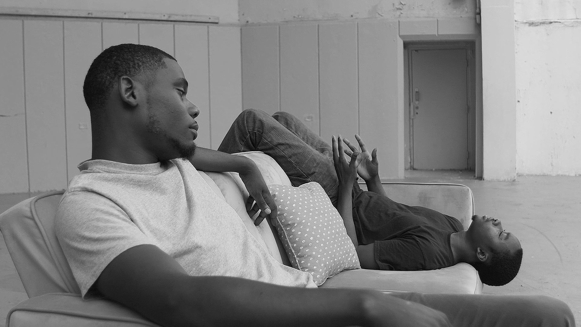 Sofa, So Good background