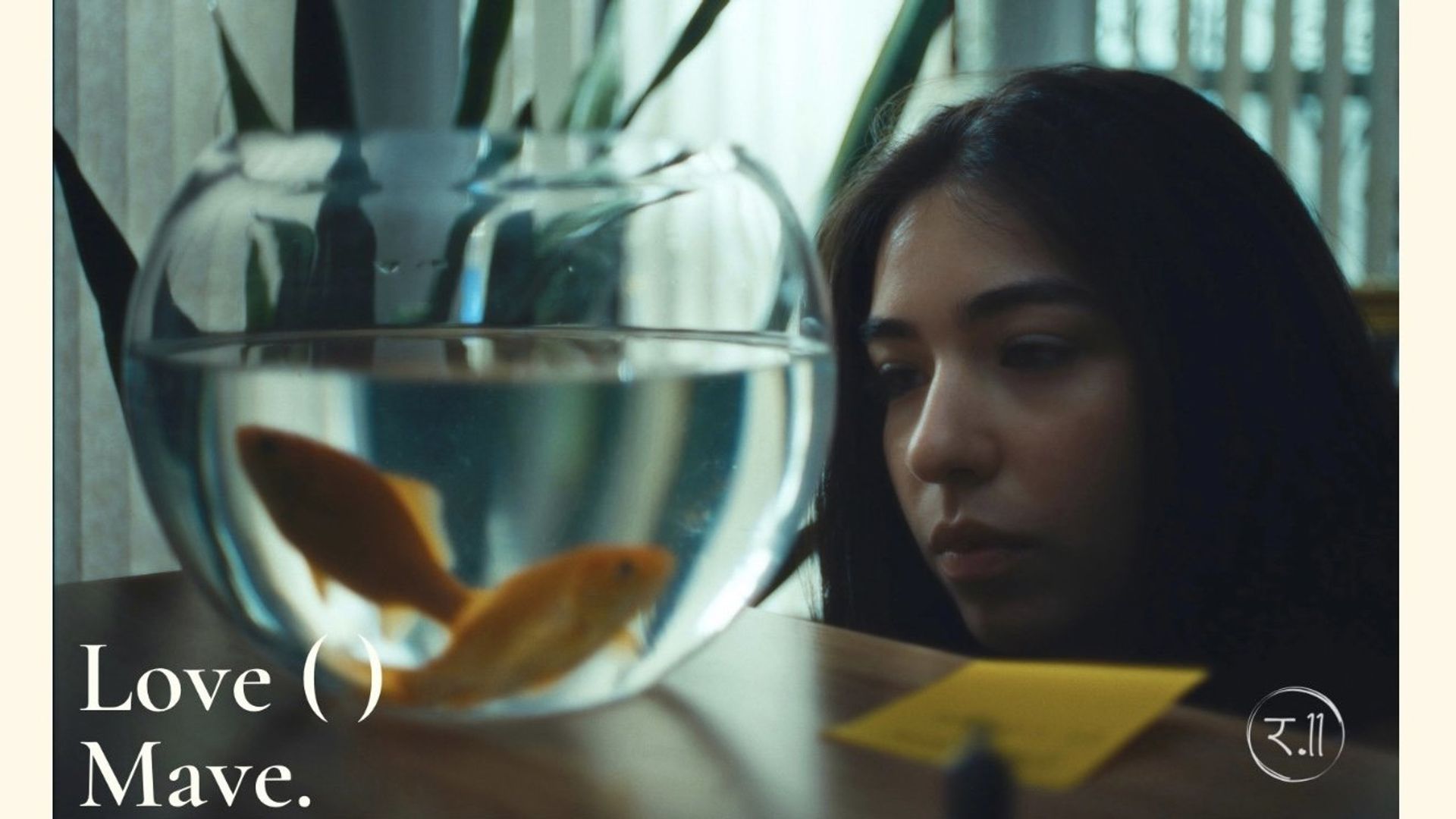 Love( ) Mave background