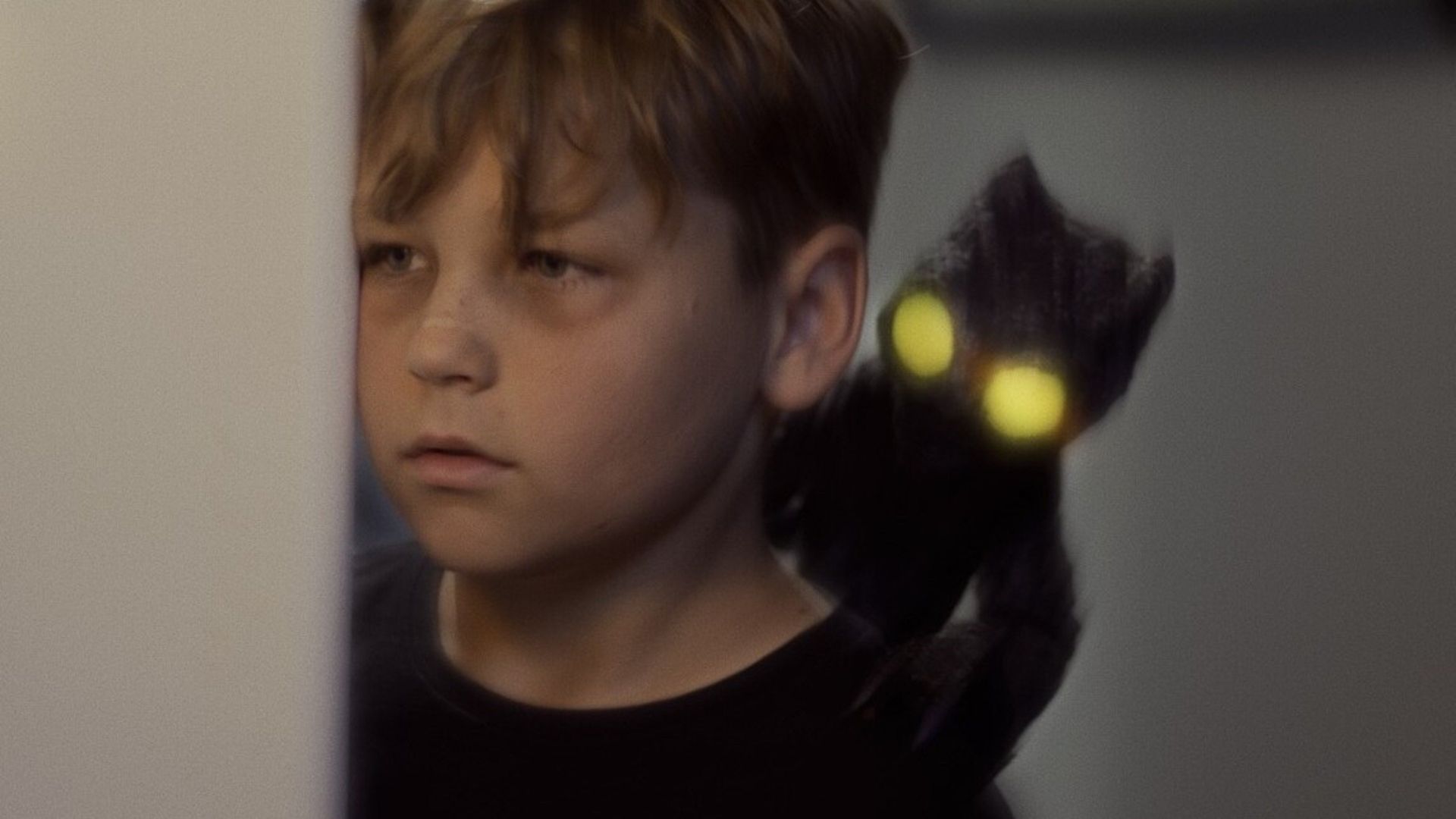 Yellow Eye background