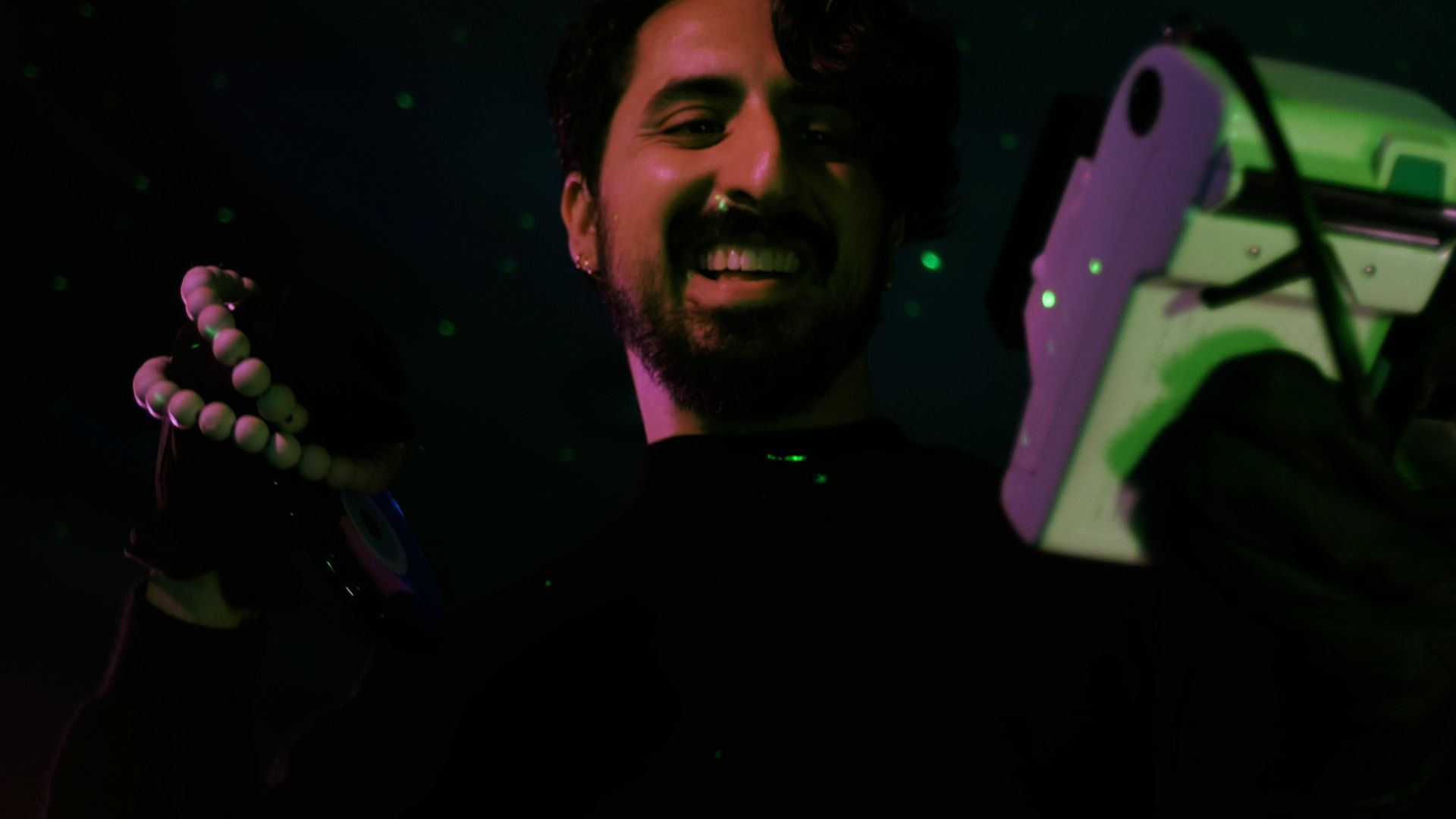 Dastgir is Disappearing background