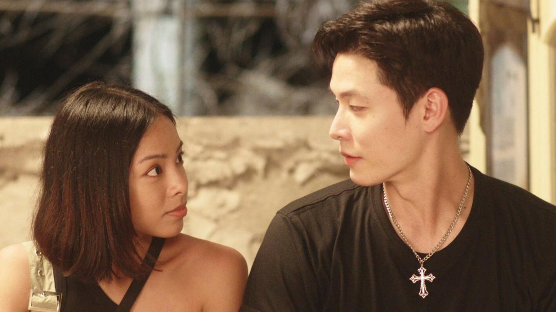 Finding Santos background