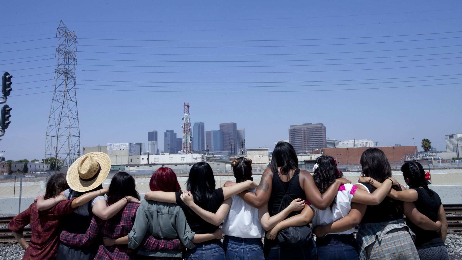 Ovarian Psycos background