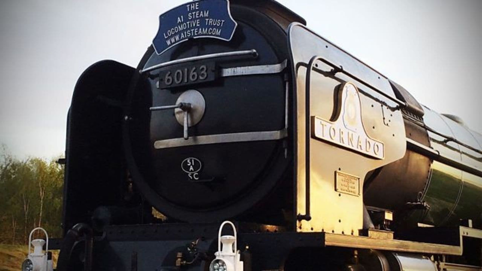 Tornado: The 100 MPH Steam Engine background