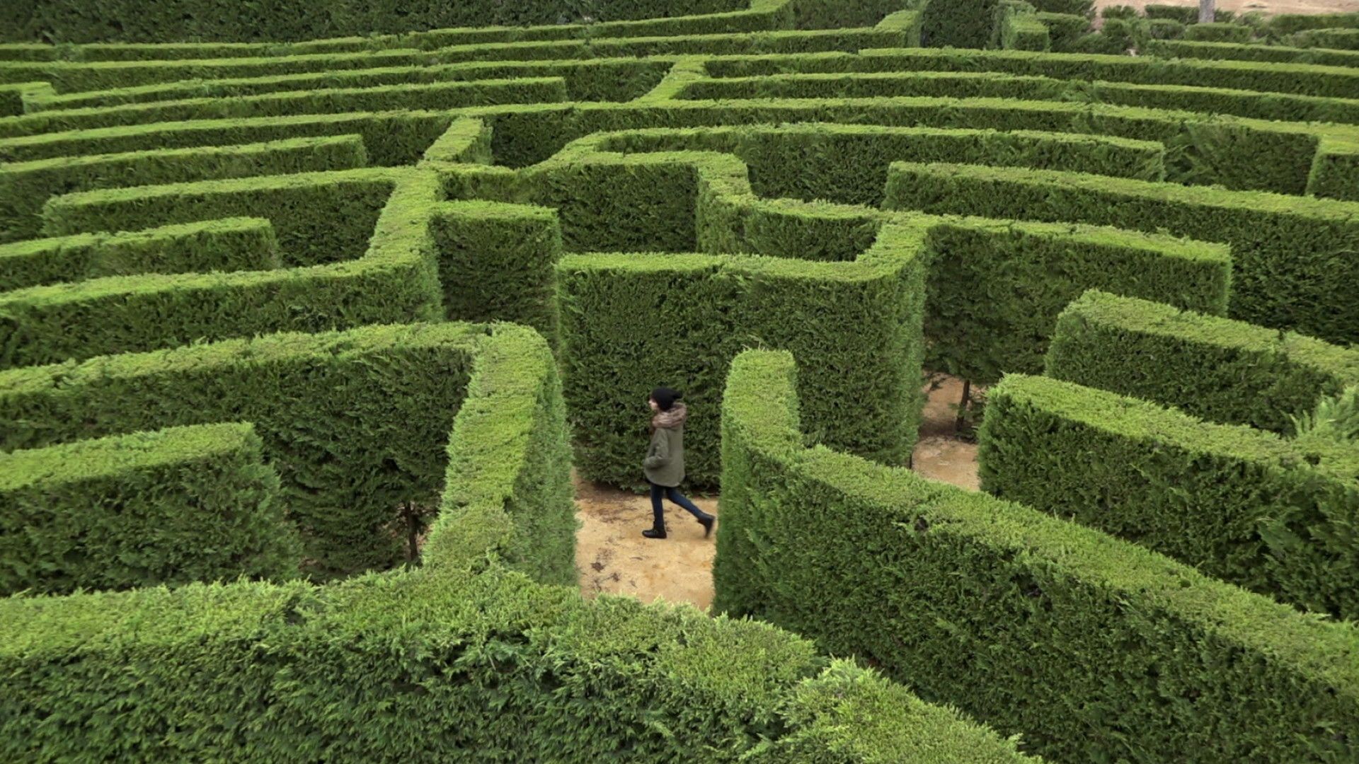 Labyrinths: Laberintos background