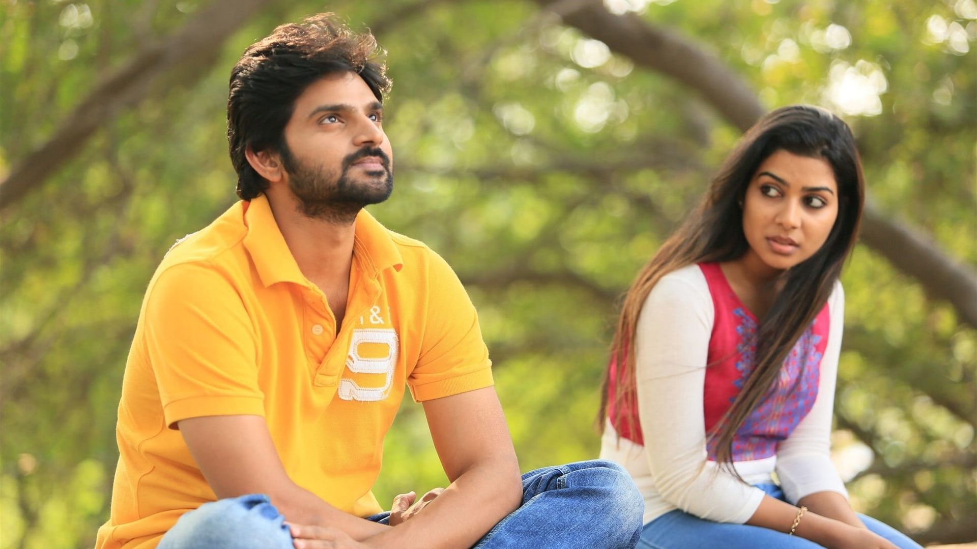 Needi Naadi Oke Katha background