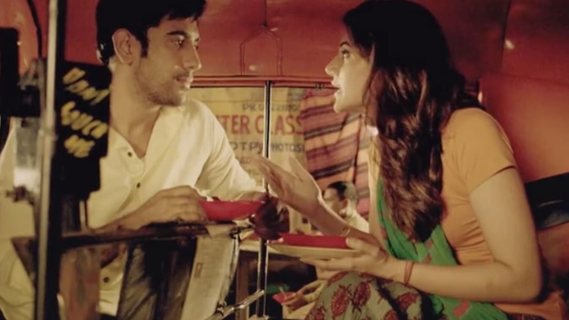 Baarish Aur Chowmein background