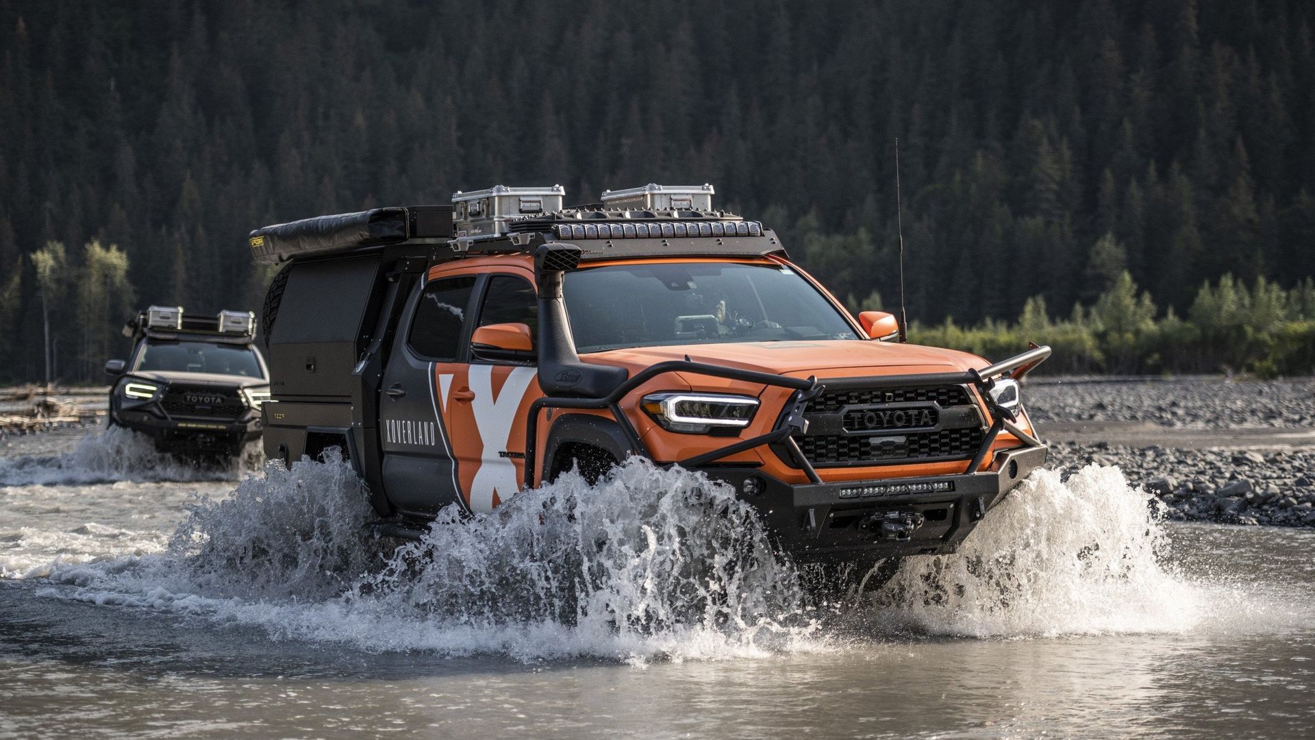 Expedition Overland background