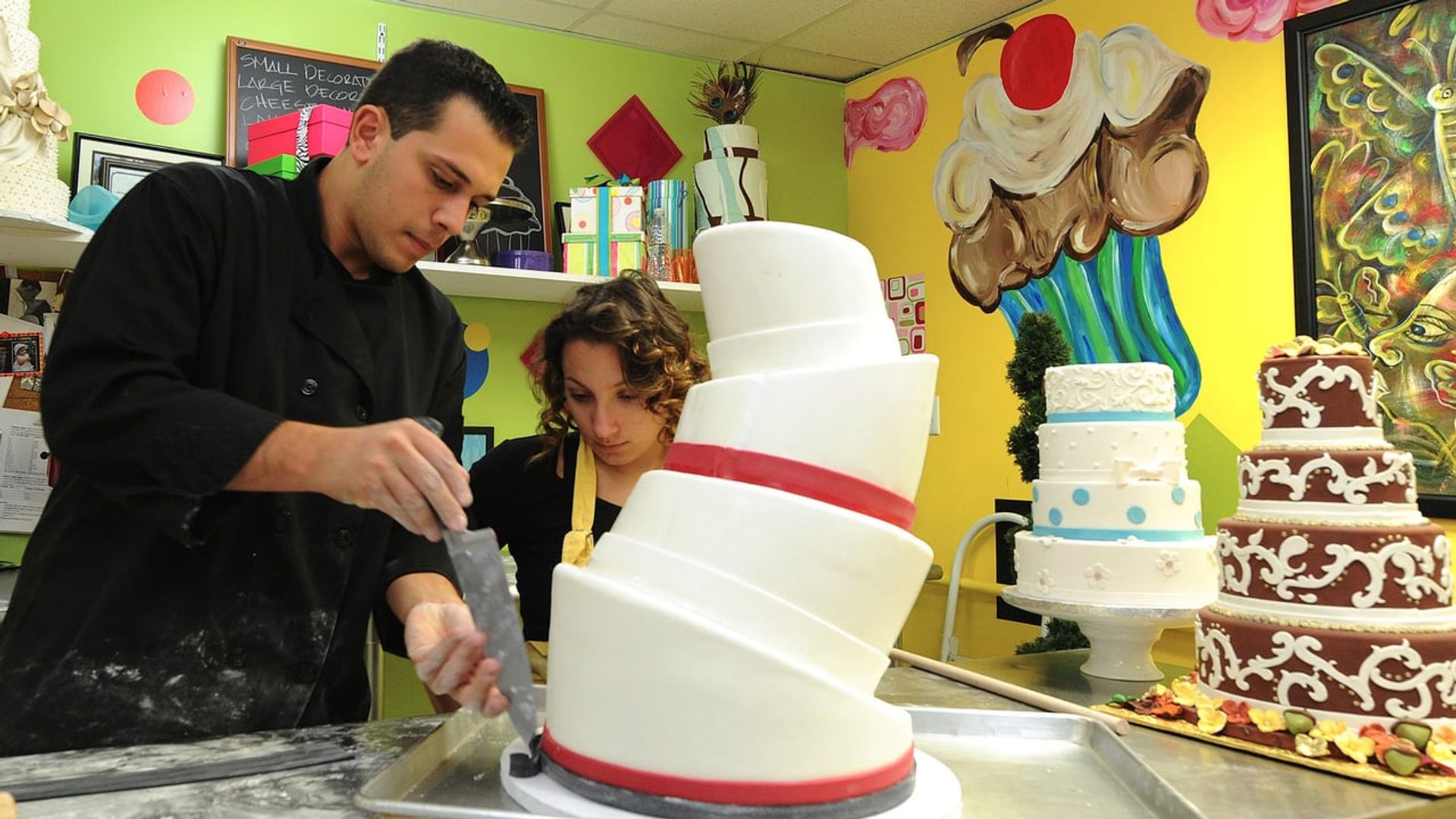 Amazing Wedding Cakes background