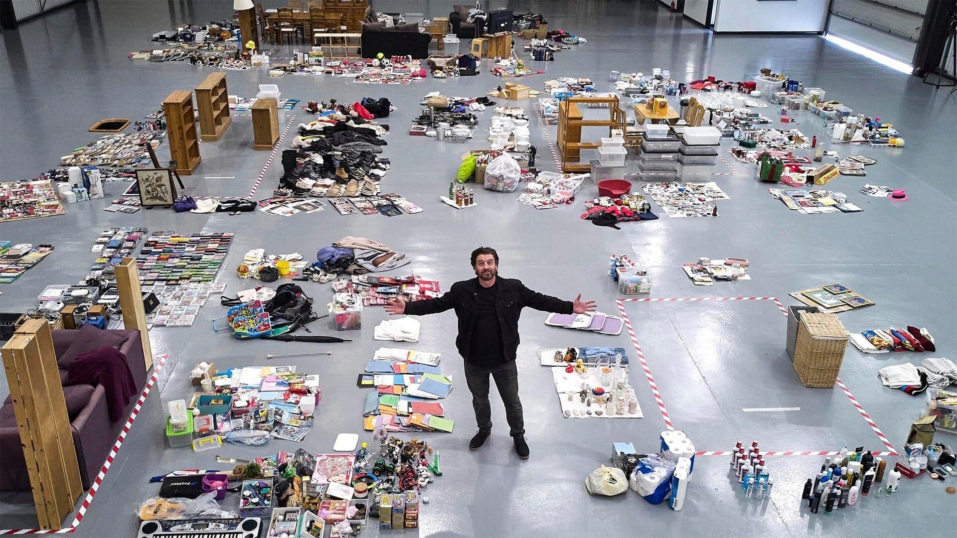 Nick Knowles' Big House Clearout background