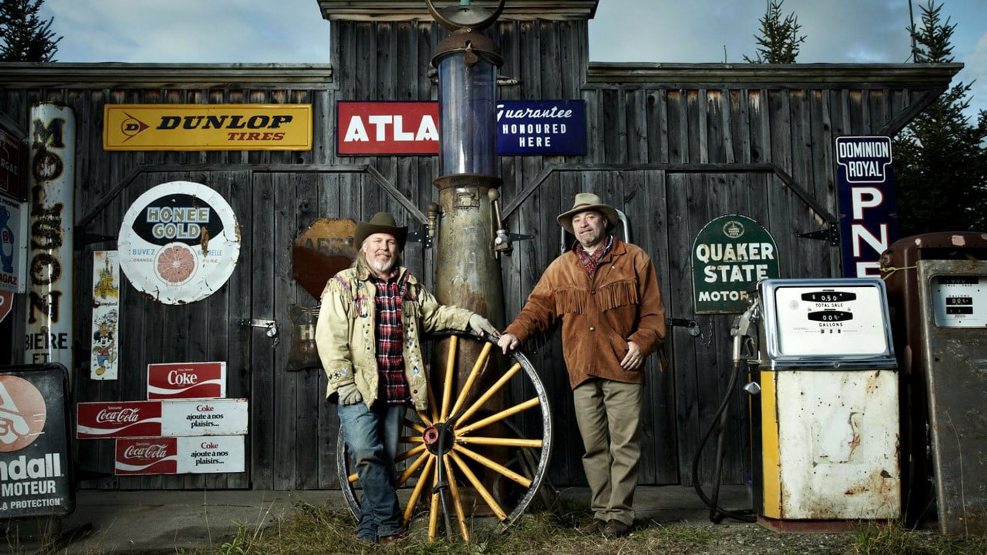 Canadian Pickers background