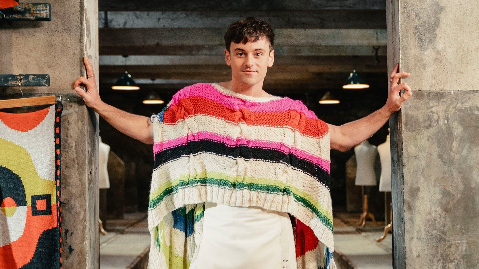 Game of Wool: Britain's Best Knitter background