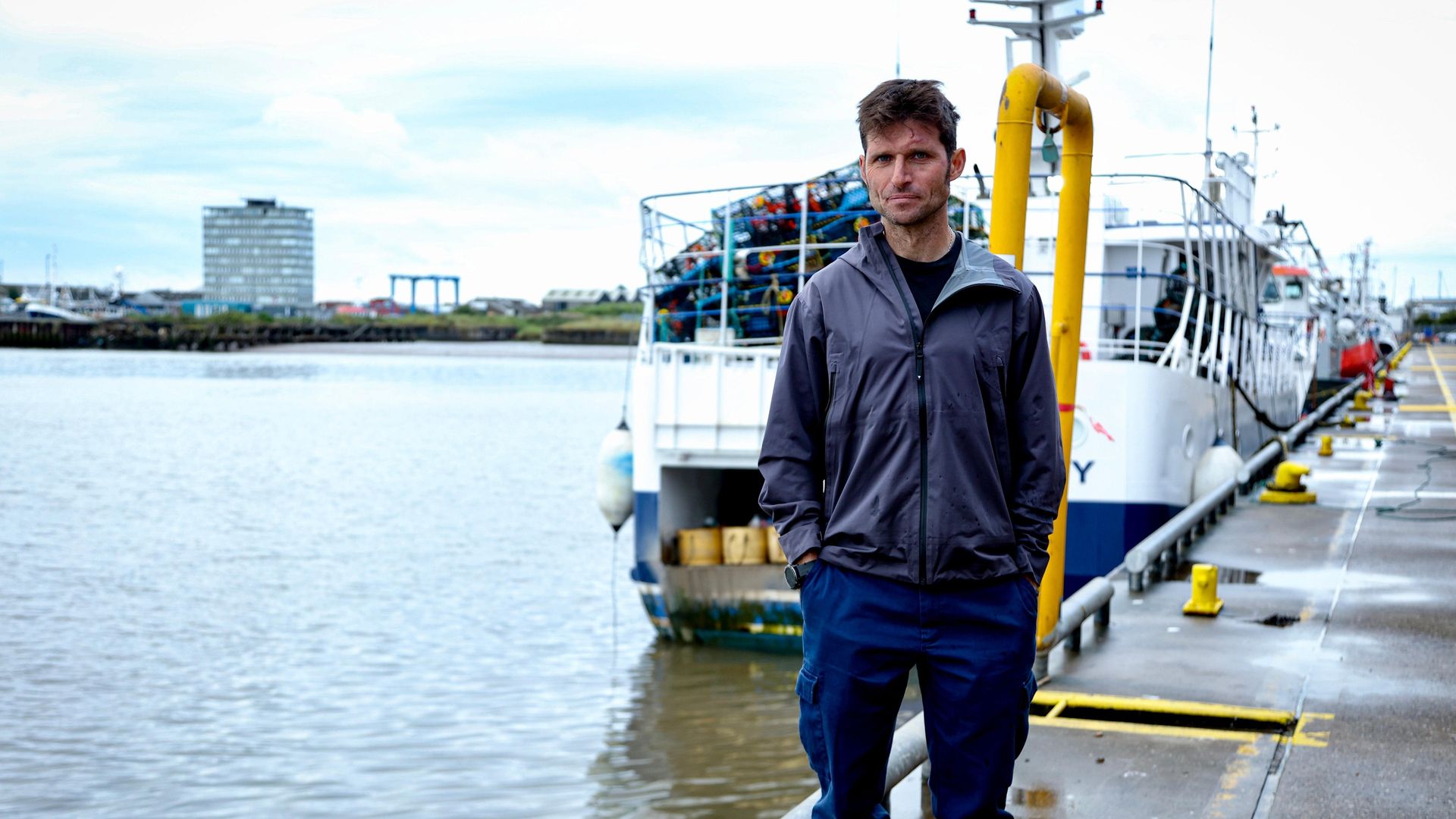 Guy Martin: Proper Jobs background
