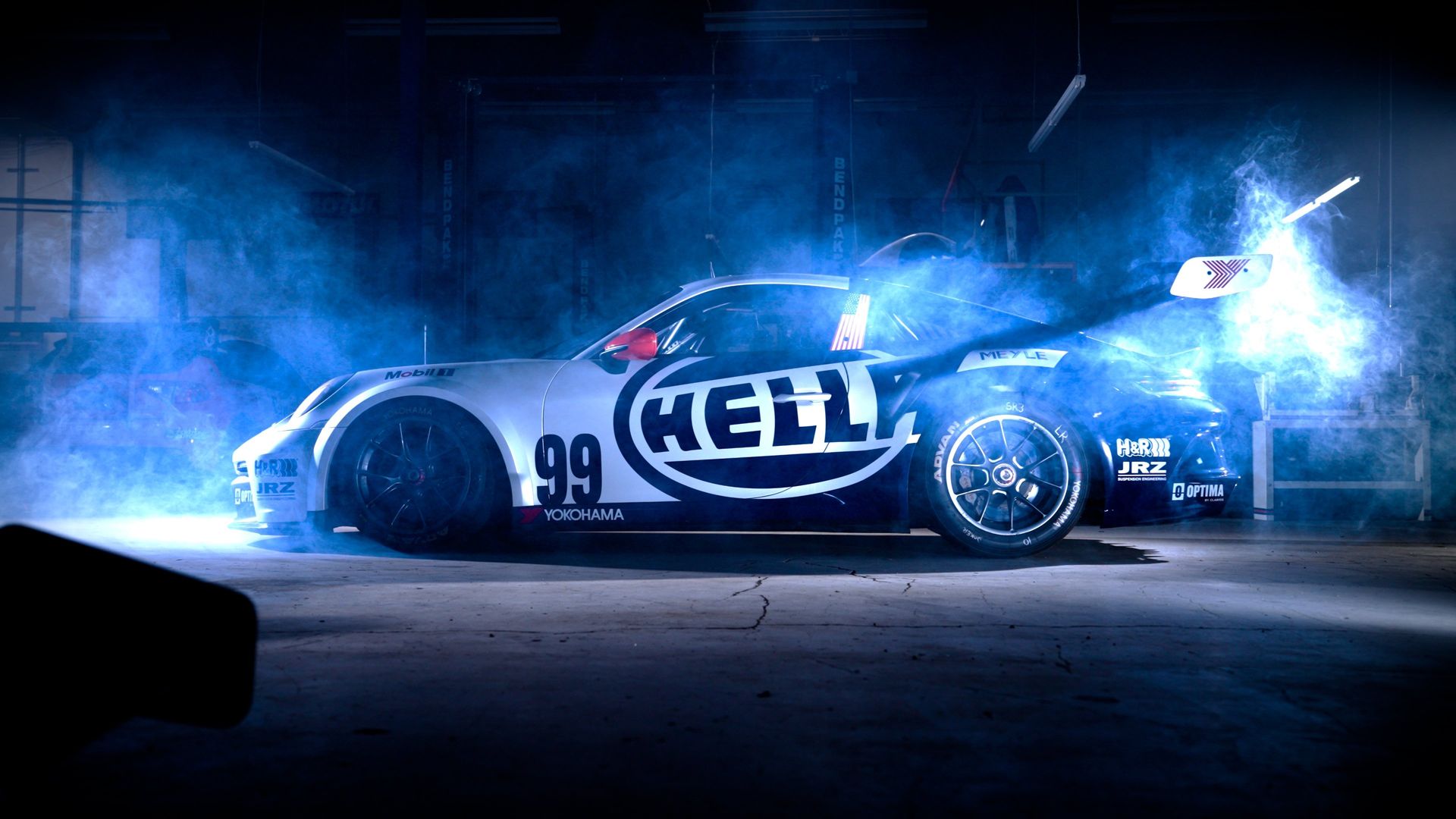 Race to the Clouds background