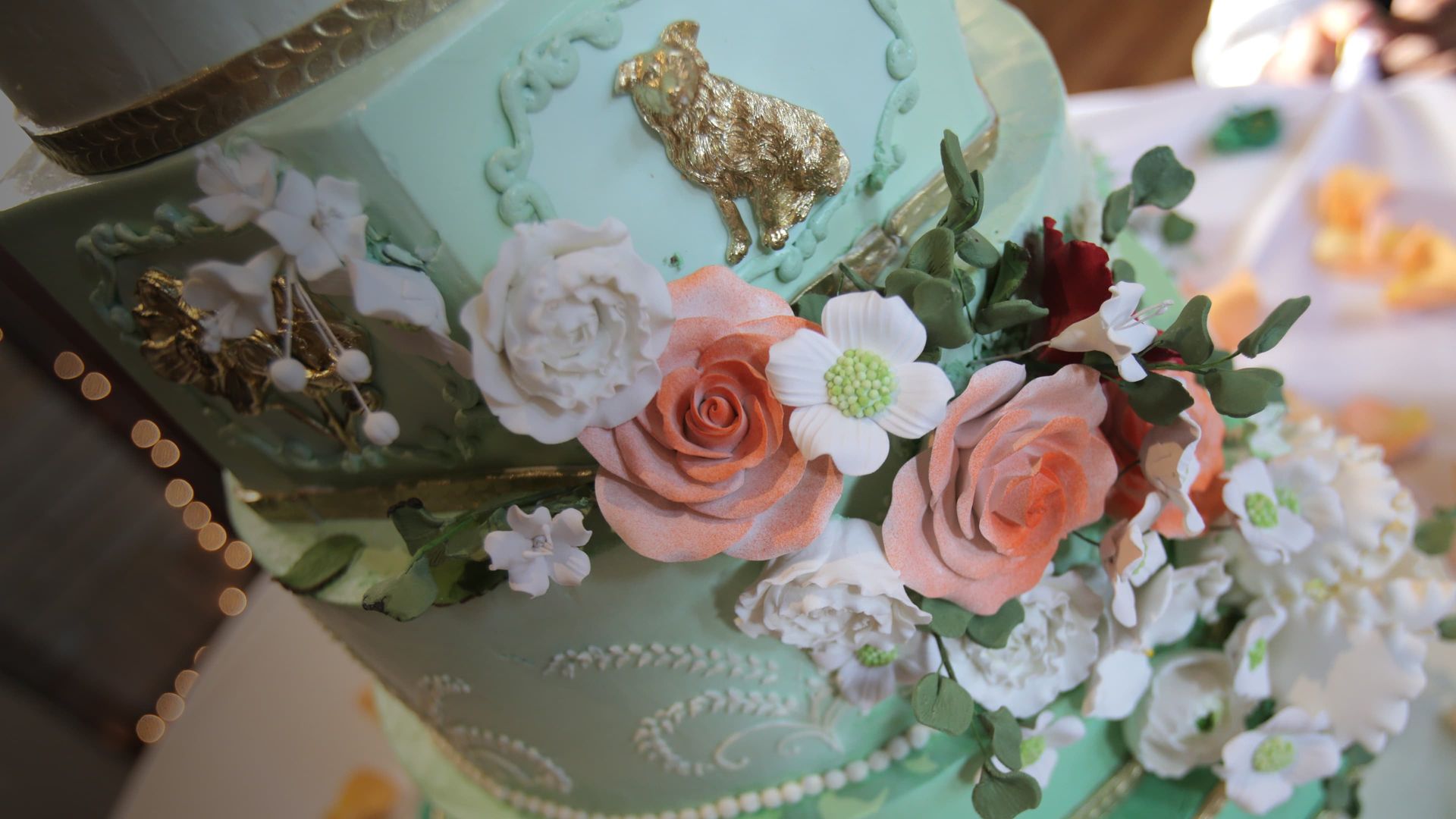 Cake Hunters background