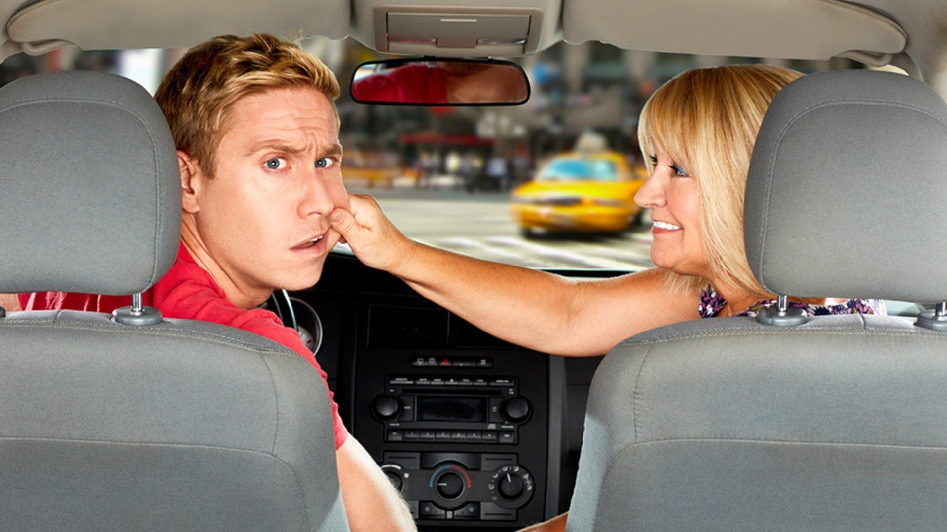 Russell Howard & Mum: USA Road Trip background