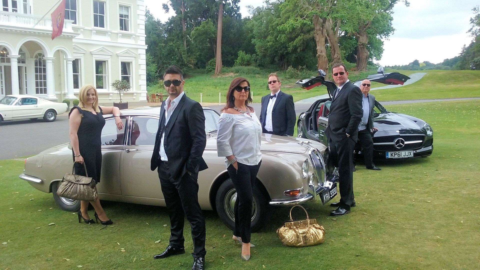 Posh Pawn background