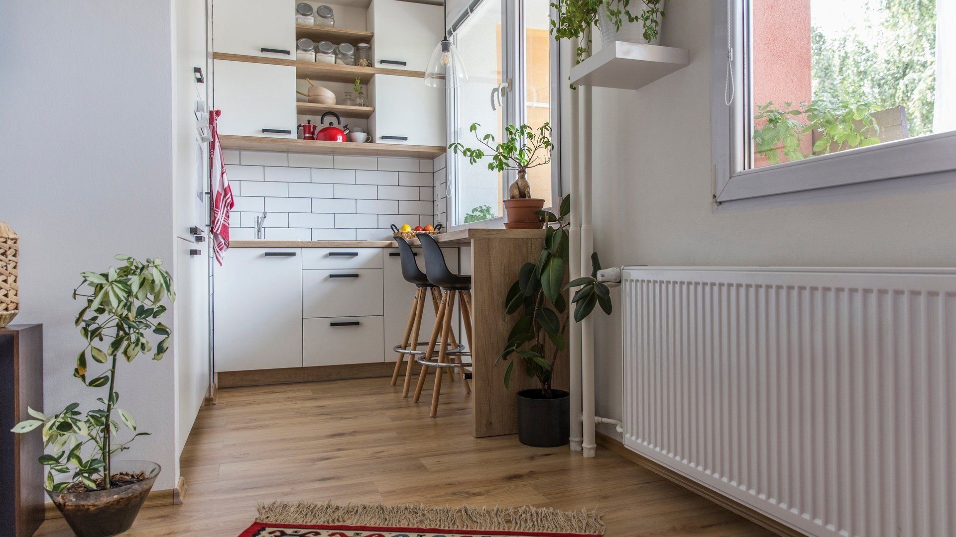 Terrific Tiny Homes background