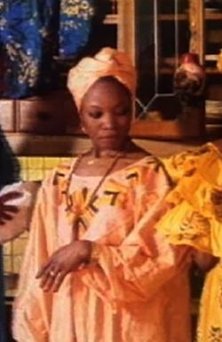 Bintou in Paris