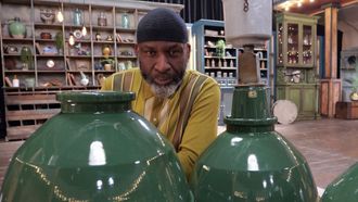 Episode 13 Pig Condiment Set, Thorloux Lights, Peaches and Cream Barbie