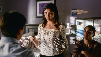 Episode 7 Undeclared (1)