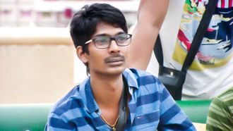 Episode 3 Aadarsh, Dhanraj's Shocking Prank