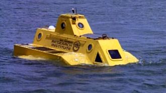 Episode 8 Submersible (aka Yellow Submarine)