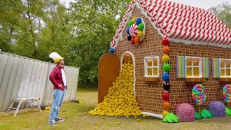 Episode 22 You Could Build a Gingerbread House?