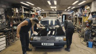 Episode 3 Volvo Limo and Vauxhall Astra