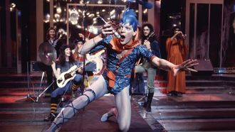 Episode 1 Episode 1 - 1975