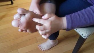 Episode 1 Achy Break-Y Feet