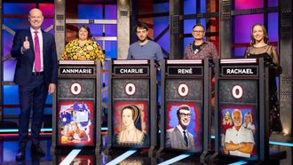 Episode 19 The Australian Census, Anne Boleyn, Buddy Holly & Reality Series Below Deck