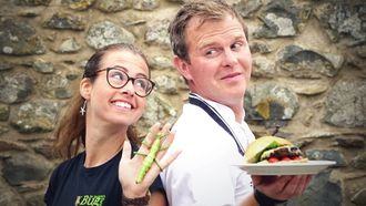 Episode 9 The Bug Grub Couple