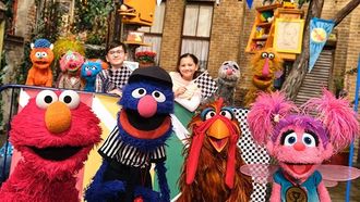 Episode 1 Elmo Runs the Race