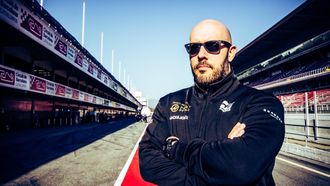 Episode 6 Formula 1, Swiss pharma, Rikkonen F1 car