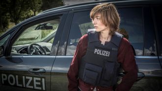 Episode 2 The Last Hunt (2)