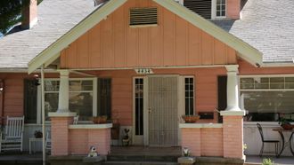 Episode 8 1922 American Colonial Arts and Crafts