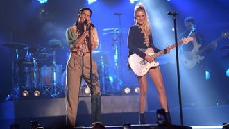 Episode 71 Halsey & Kelsea Ballerini