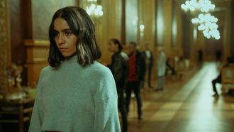 Episode 2 Broken heart > Bullet in the head